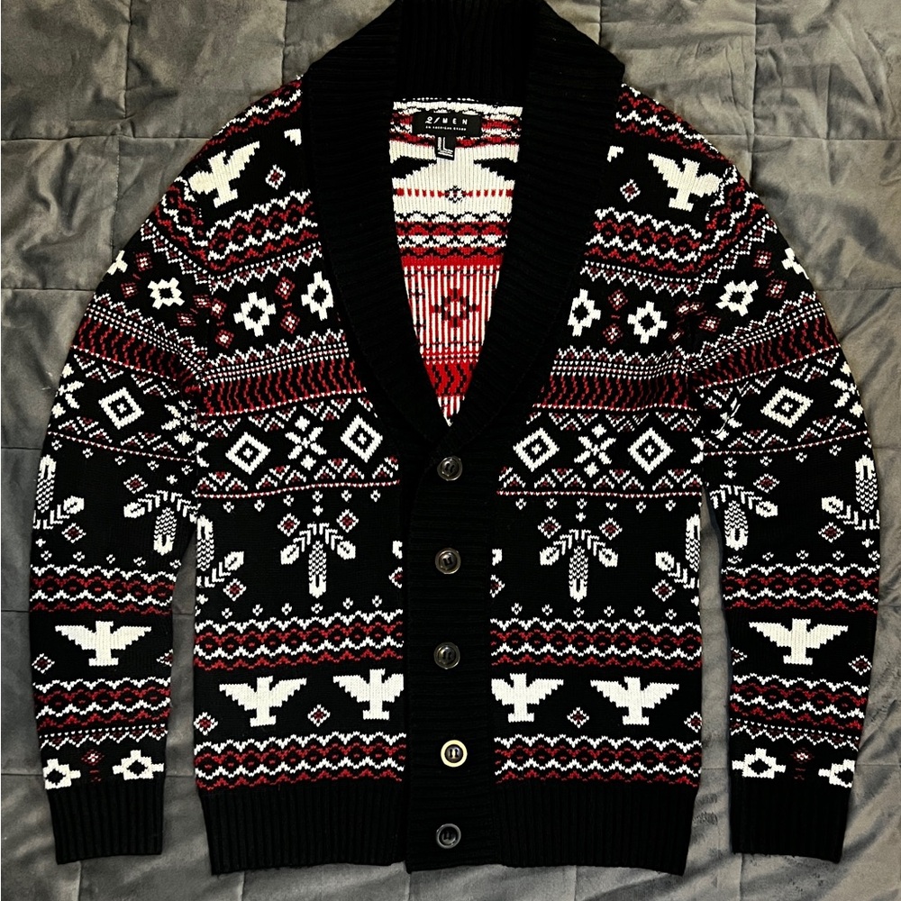 Forever 21 Men's Black, Red and White Patterned Sweater